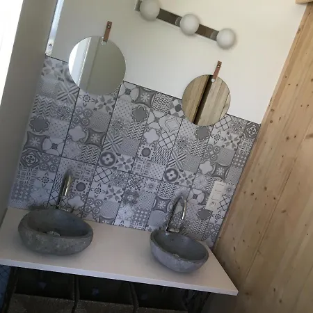 Route 63 Feriehus